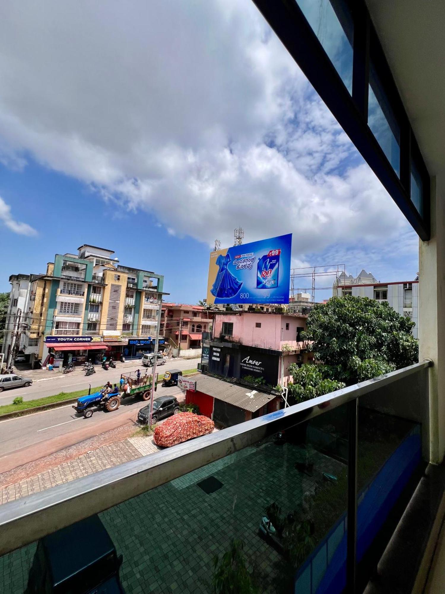 Hotel Ratna Sagar Manipal Exterior foto