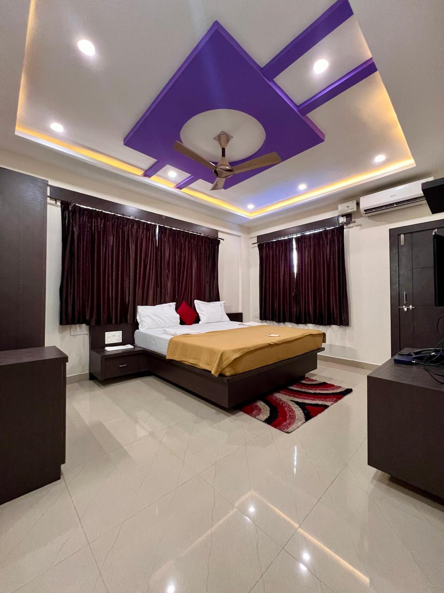 Hotel Ratna Sagar Manipal Exterior foto